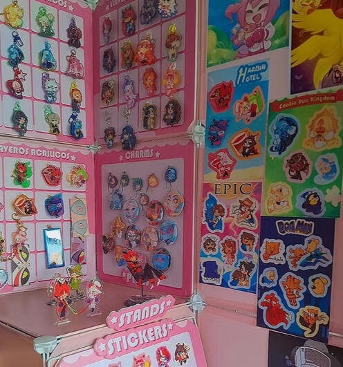 Llaveros|stickers varios